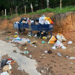 Lixo espalhado gera incômodo e preocupação em diversas regiões de Brumadinho