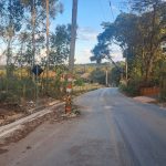 Motoristas cobram retirada de postes em estrada que liga Quintiliano à Suzana